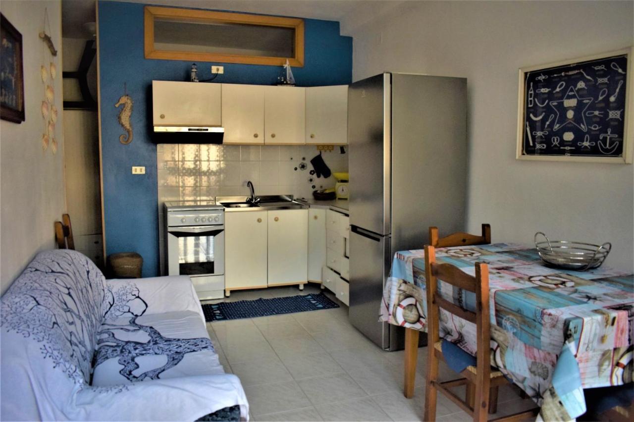 Appartement Un Po Di Relax A Pochi Passi Dal Mare! à Àrbatax Extérieur photo