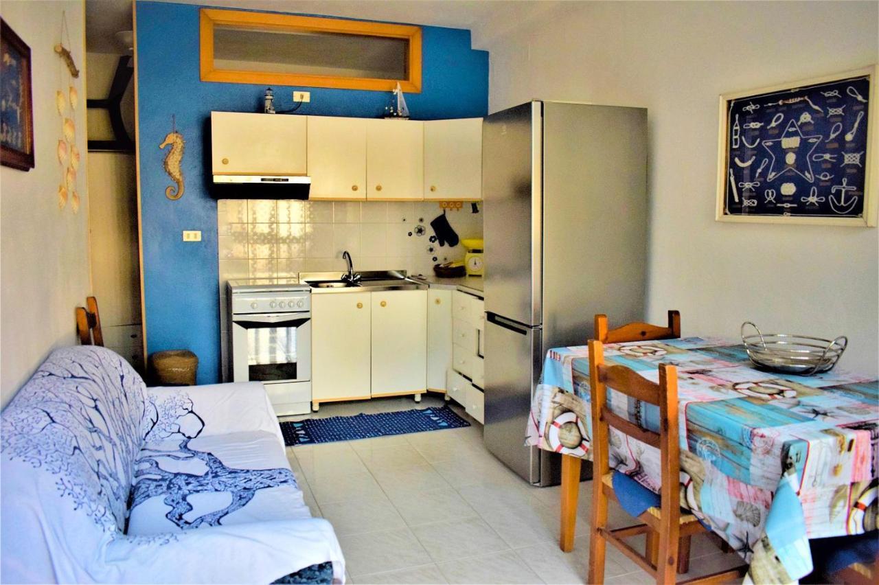 Appartement Un Po Di Relax A Pochi Passi Dal Mare! à Àrbatax Extérieur photo