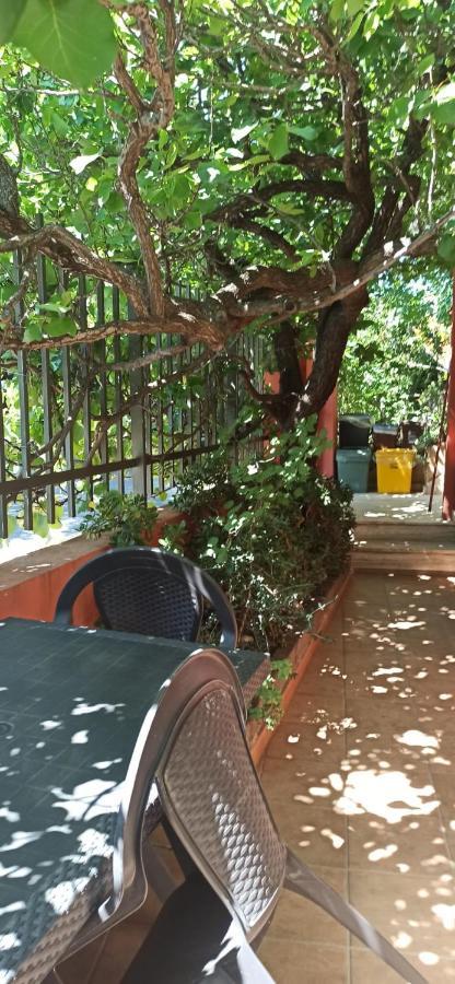 Appartement Un Po Di Relax A Pochi Passi Dal Mare! à Àrbatax Extérieur photo