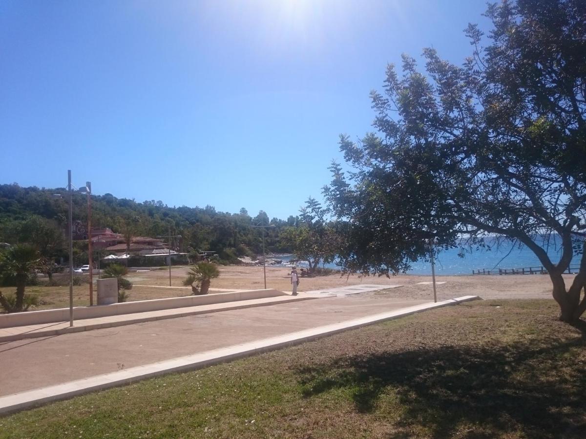 Appartement Un Po Di Relax A Pochi Passi Dal Mare! à Àrbatax Extérieur photo